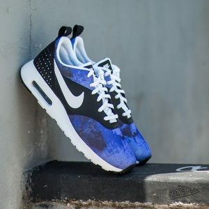 Nike air max tavas Persian violet shoes